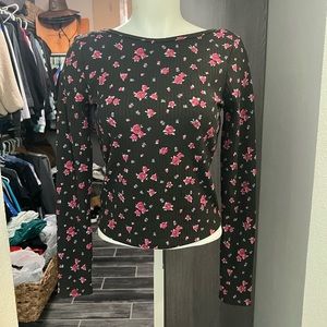 Forever 21 Black Rose Cropped Long Sleeve Top
